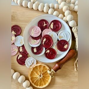 22k Gold Leaf Handmade Heart Wax Seals Wedding Invite Peel & Stick | 25 pack